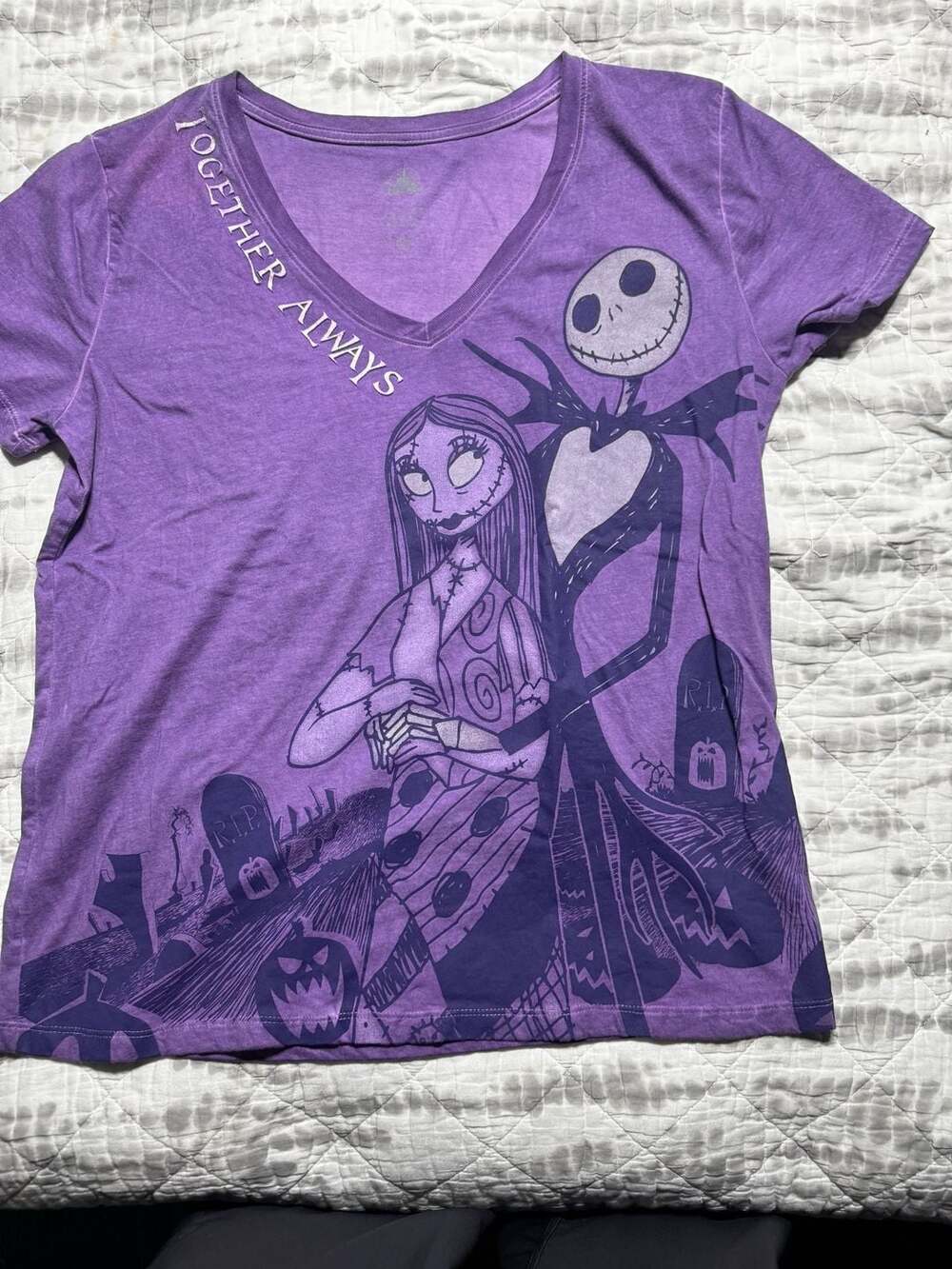 Disney The Nightmare Before Christmas Jack & Sally Purple V-Neck 3L T-Shirt